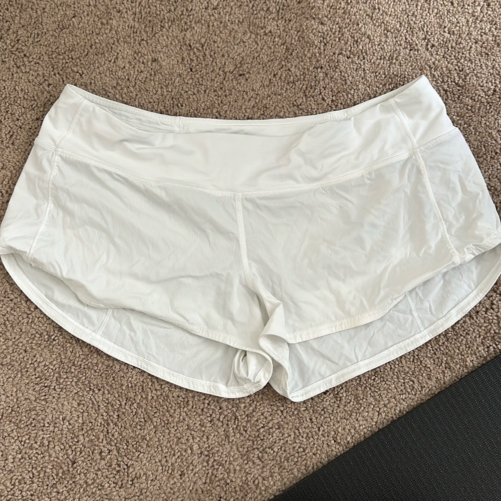 Lulu Lemon Hotty Hot Shorts White Size 12
